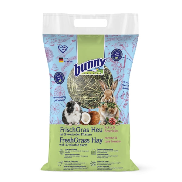 Bunny Nature FreshGrass Hø - med agurk og røde kornblomster (500g)